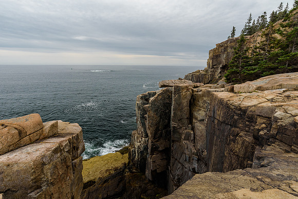 Otter Cliffs